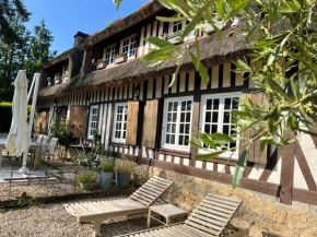 Chaumière familiale proche bourg du Breuil - Sauna - Salle de sport